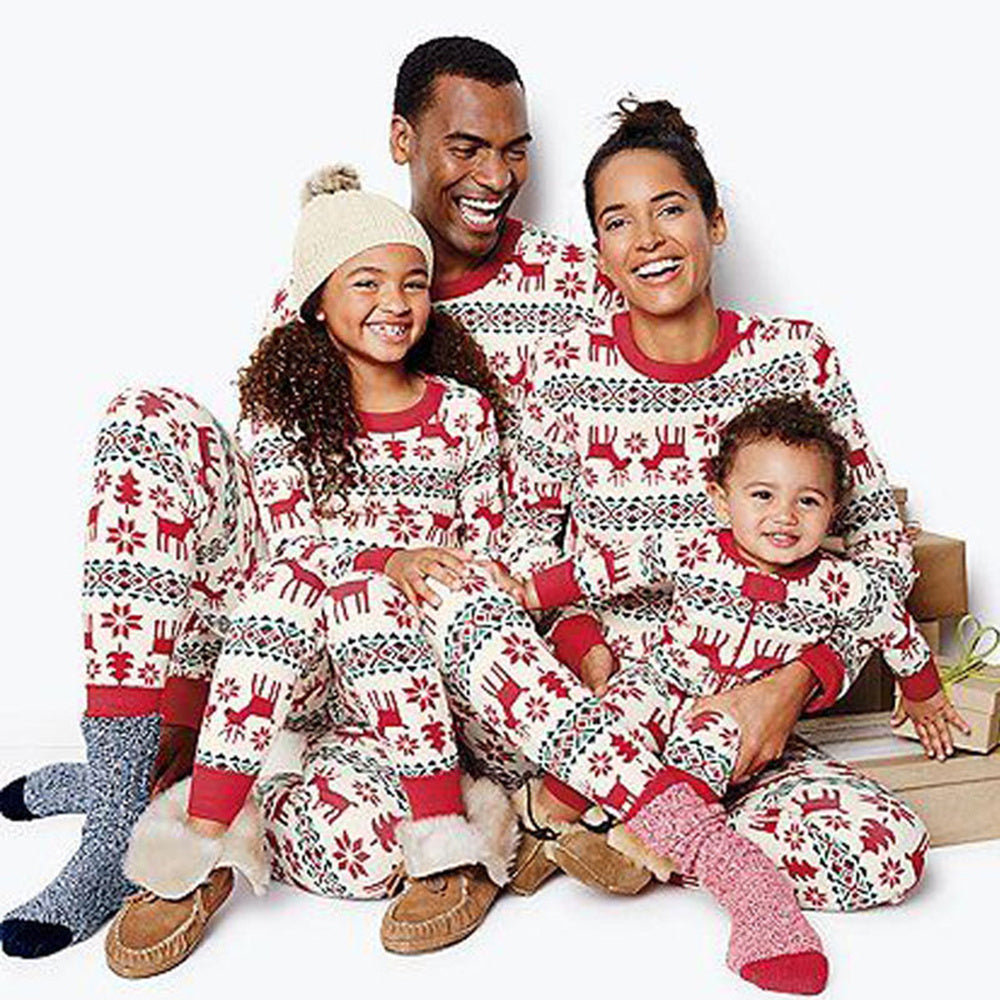 Festive Christmas Parent-Child Matching Long Sleeve Set – Perfect Holiday Family Outfit